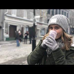 Meet your Posher, Allison